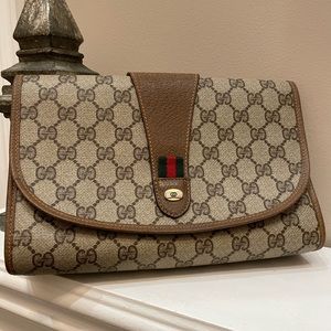 💕Vintage Gucci Clutch